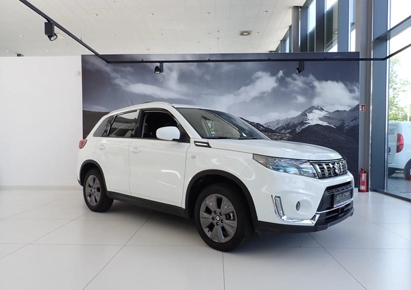 Suzuki Vitara cena 105900 przebieg: 5, rok produkcji 2024 z Kamień Krajeński małe 79